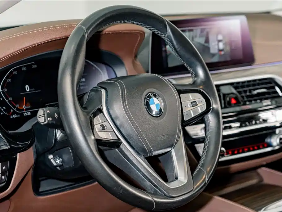 BMW 5 Series 2020 530Li Exclusive Luxury Package купить на сайте DeffCars