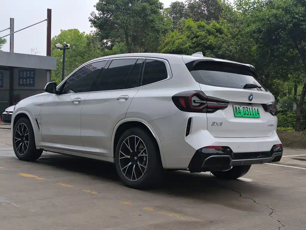 BMW iX3 2024 leading model купить на сайте DeffCars
