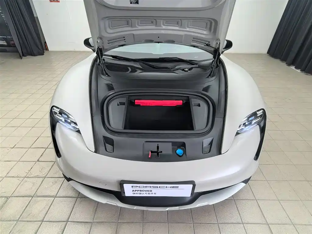 Taycan 2022 Taycan 4 Cross Turismo купить на сайте DeffCars