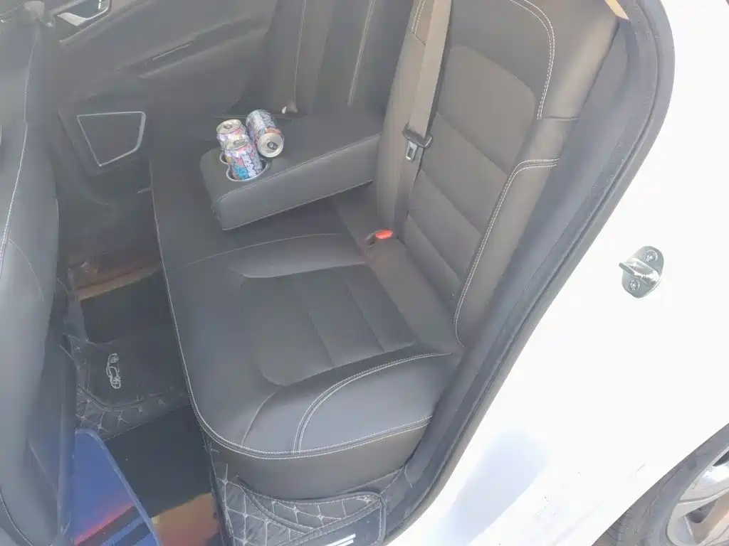 Emgrand GL 2018 1.8L manual elite smart connected model купить на сайте DeffCars