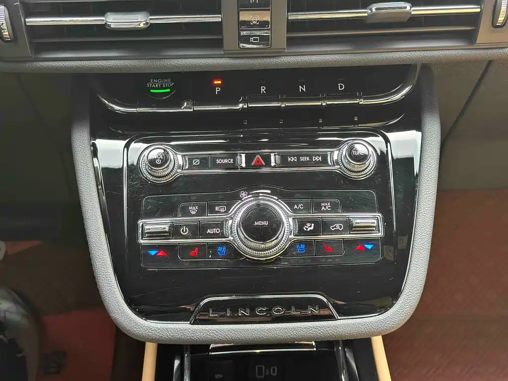 Adventurer 2021 2.0T Two-wheel drive Premium Edition купить на сайте DeffCars