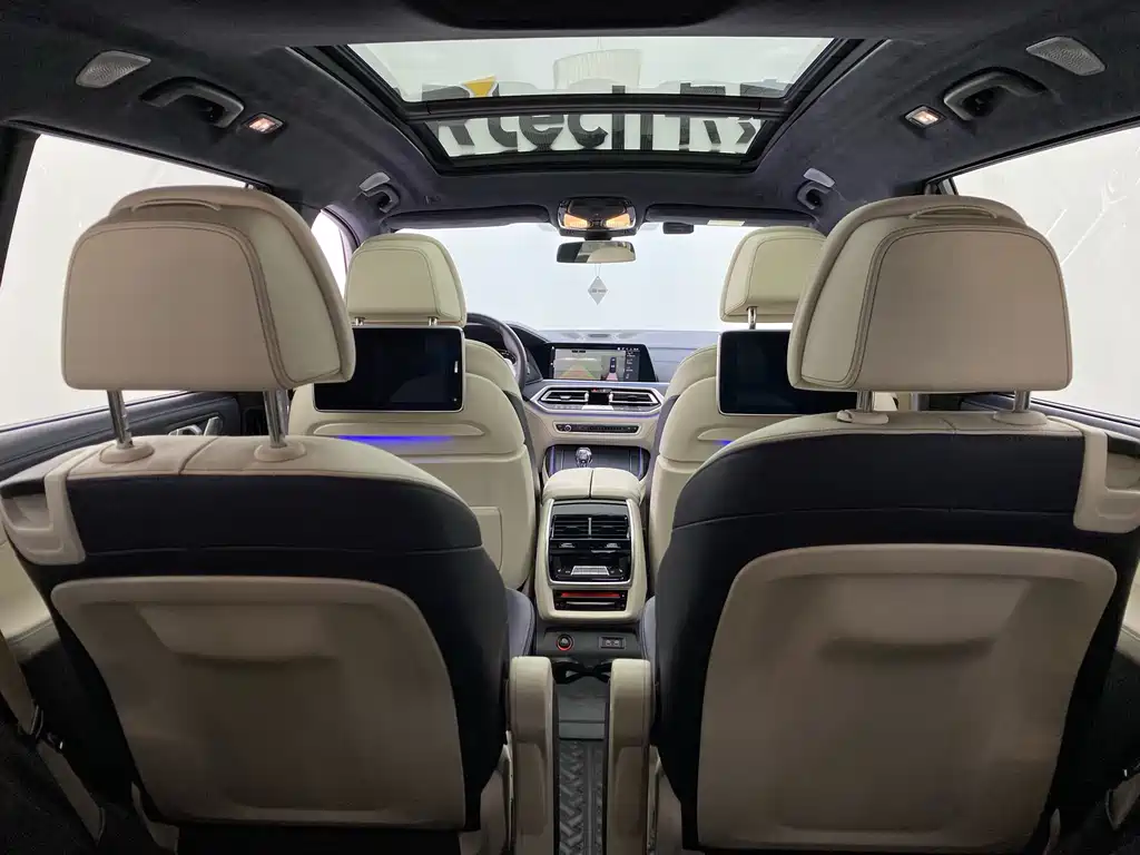 BMW X7 2020 xDrive M50i купить на сайте DeffCars