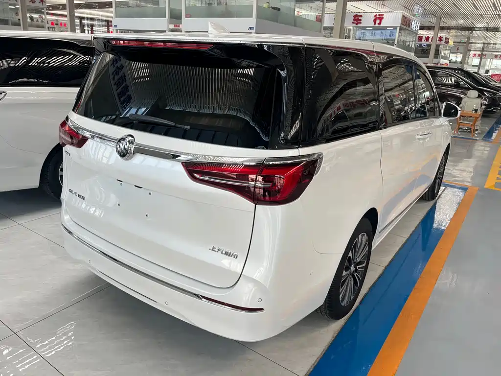 Buick GL8 2020 ES Lu Zun 653T flagship model купить на сайте DeffCars
