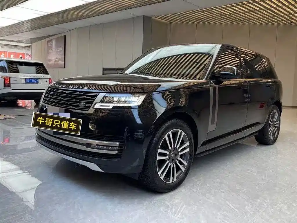 Range Rover 2023 3.0 L6 400PS Seven-seater Extended Edition купить на сайте DeffCars