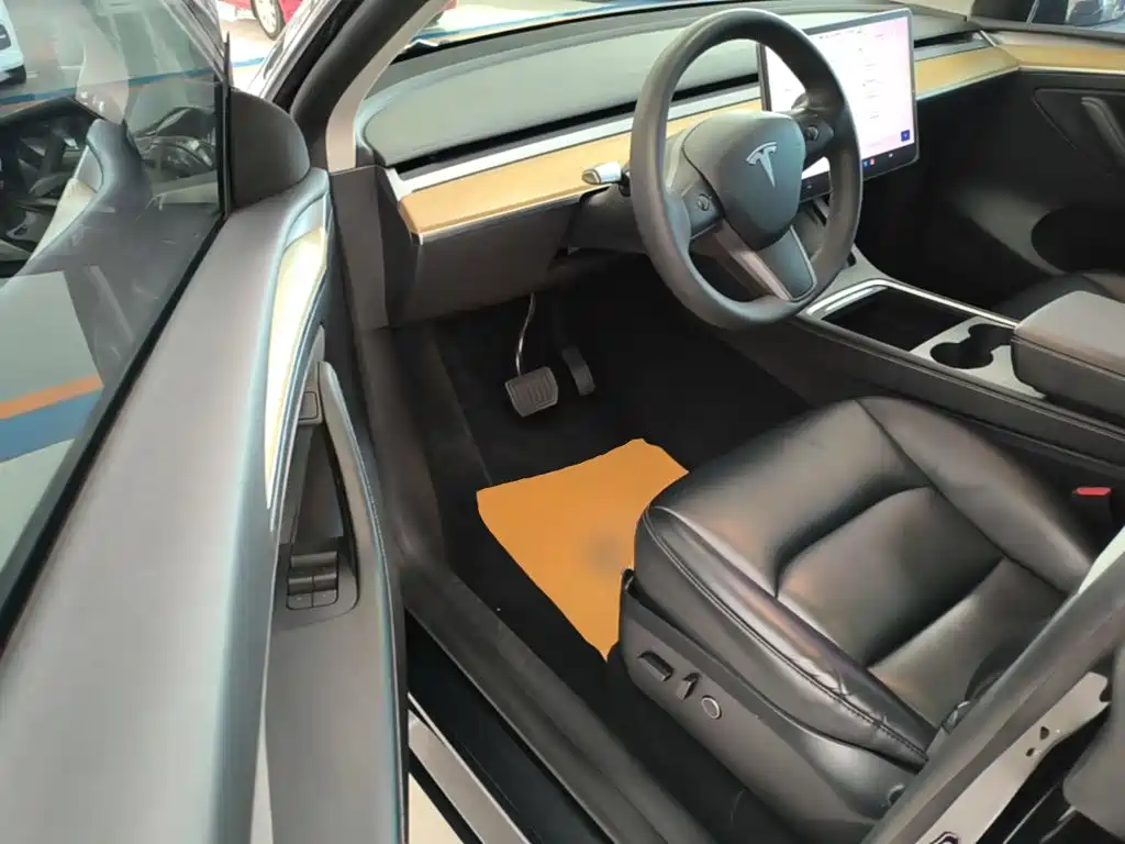 Model Y 2022 modified rear-wheel drive version купить на сайте DeffCars