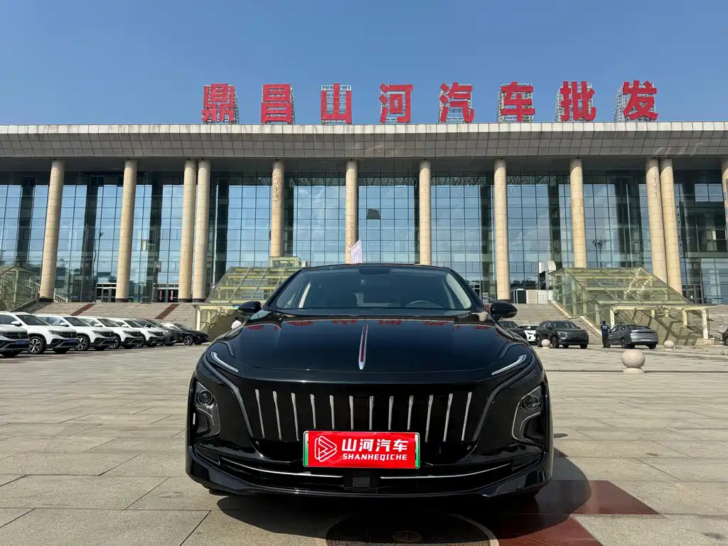 Red Flag Hongqi E-QM5 2022 431km Charging Fun Edition купить на сайте DeffCars
