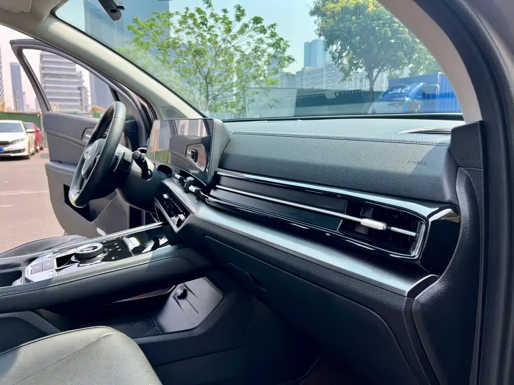 Lion Platinum expands the world 2023 2.0T two-wheel drive flagship version купить на сайте DeffCars
