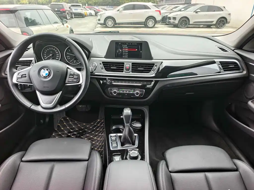 BMW 1 Series 2017 118i Sports купить на сайте DeffCars