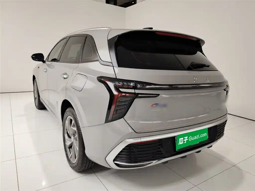 Hongqi HS3 PHEV 2024 115km Jinwei Edition купить на сайте DeffCars