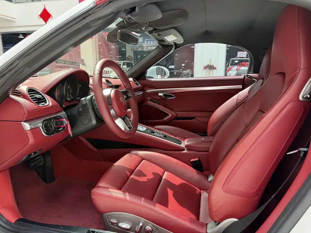 Porsche 718 2018 Boxster 2.0T купить на сайте DeffCars