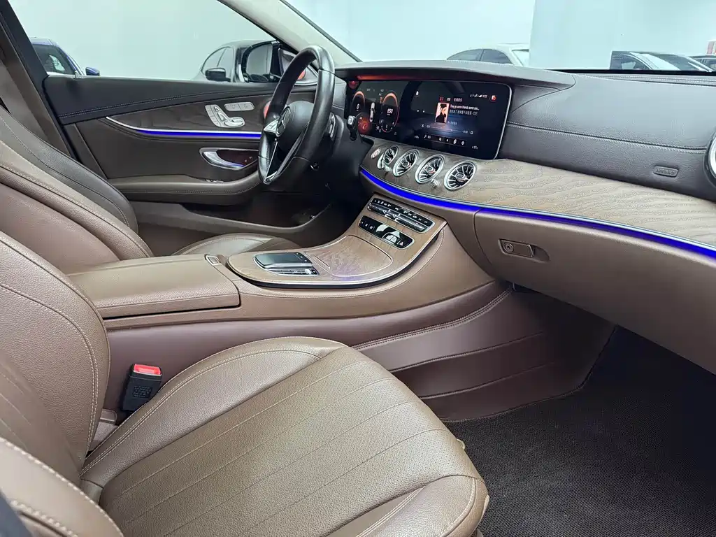 Mercedes-Benz E-Class 2022 E 300 L Luxury Model купить на сайте DeffCars