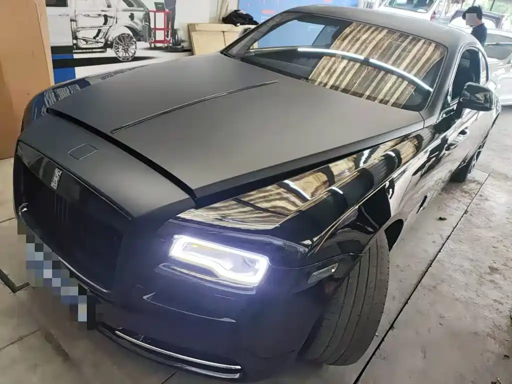 Phantom 2013 6.6T standard model купить на сайте DeffCars