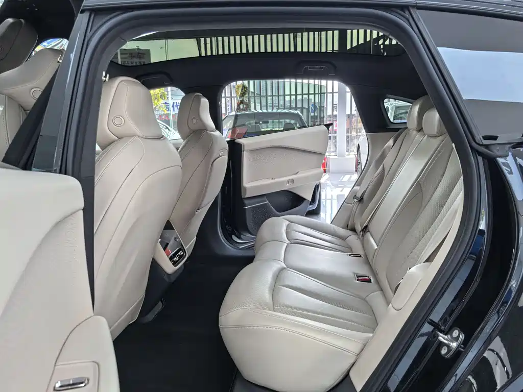 Xpeng P7+ 2024 Long Battery Life Max купить на сайте DeffCars