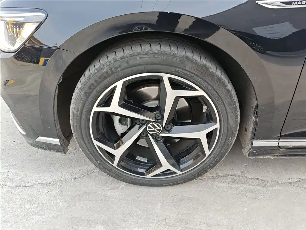 Magotan 2023 2 million commemorative edition 330TSI DSG luxury model купить на сайте DeffCars