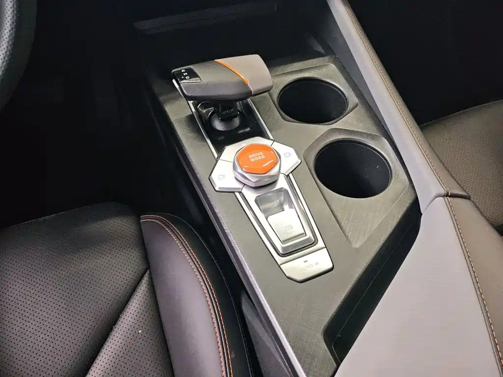 Changan UNI-V 2022 1.5T Excellent Type купить на сайте DeffCars
