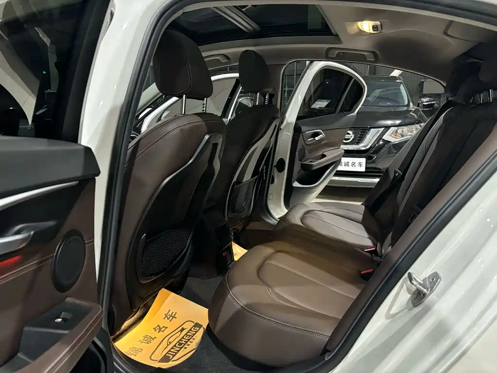 BMW 1 Series 2020 120i M Sports Package купить на сайте DeffCars
