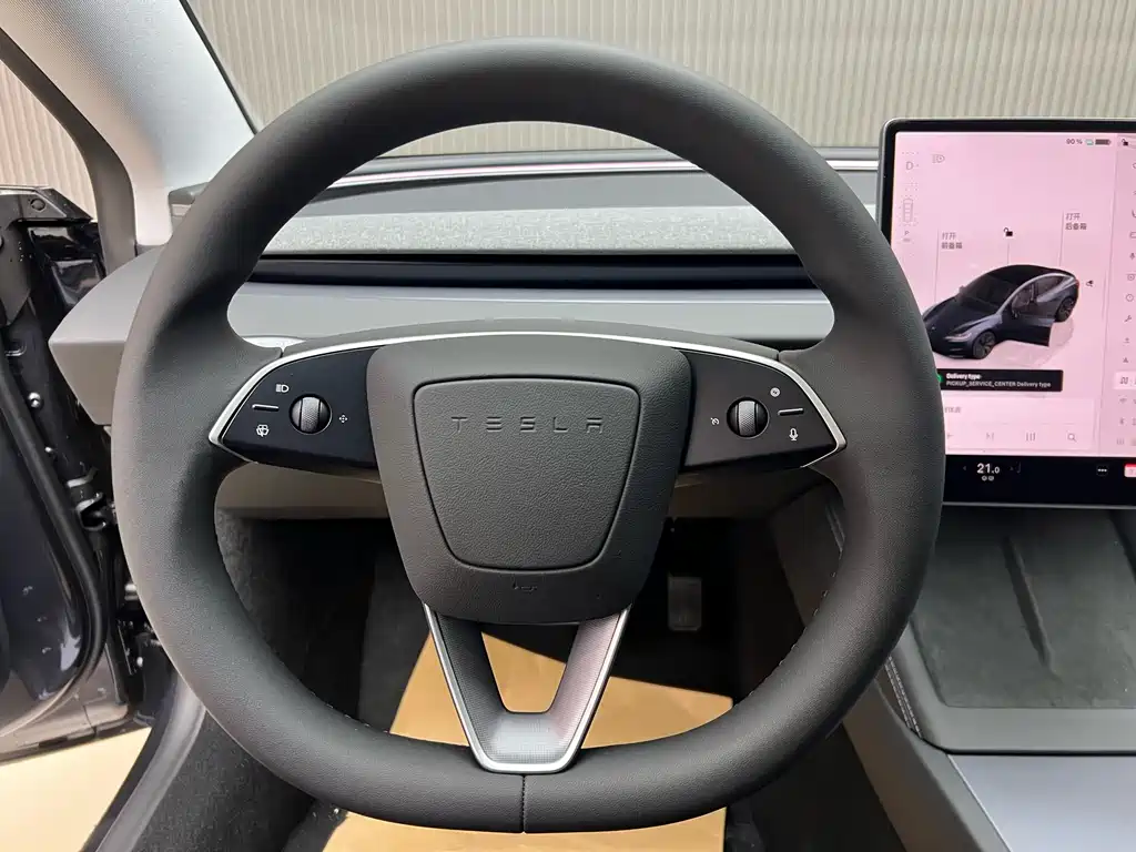 Model 3 2025 facelift rear-wheel drive version купить на сайте DeffCars