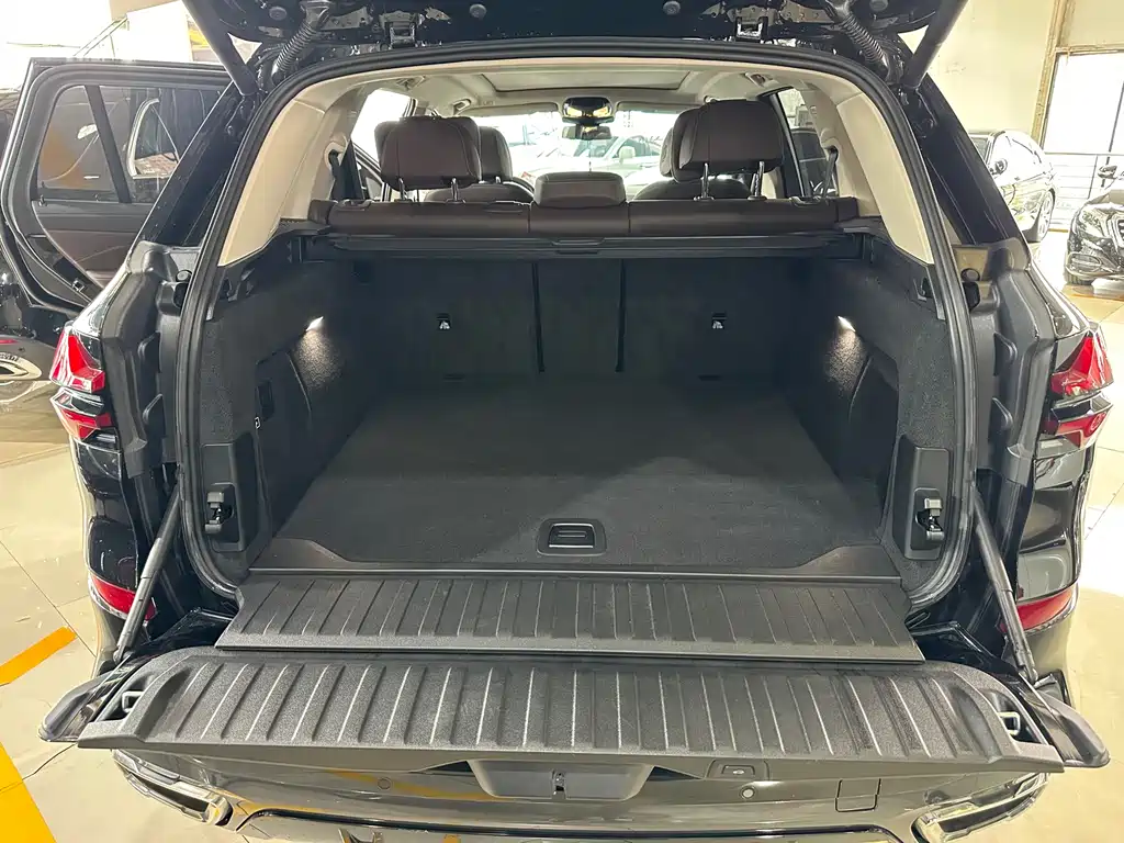 BMW X5 2023 xDrive 30Li Exclusive M Sports Package купить на сайте DeffCars