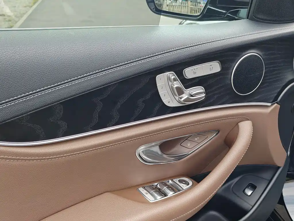 Mercedes-Benz E-Class 2019 E 300 L Sports Luxury купить на сайте DeffCars