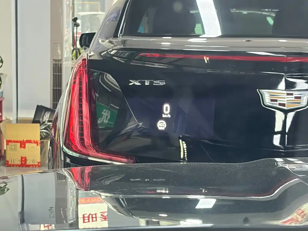 Cadillac CT6 2023 28T Premium Model купить на сайте DeffCars
