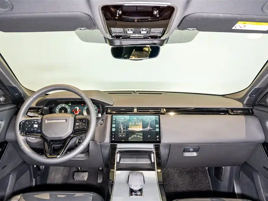 Range Rover Velar 2025 S купить на сайте DeffCars