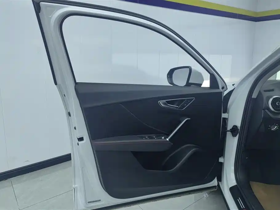Audi Q2L 2022 35 TFSI aggressive and dynamic model купить на сайте DeffCars