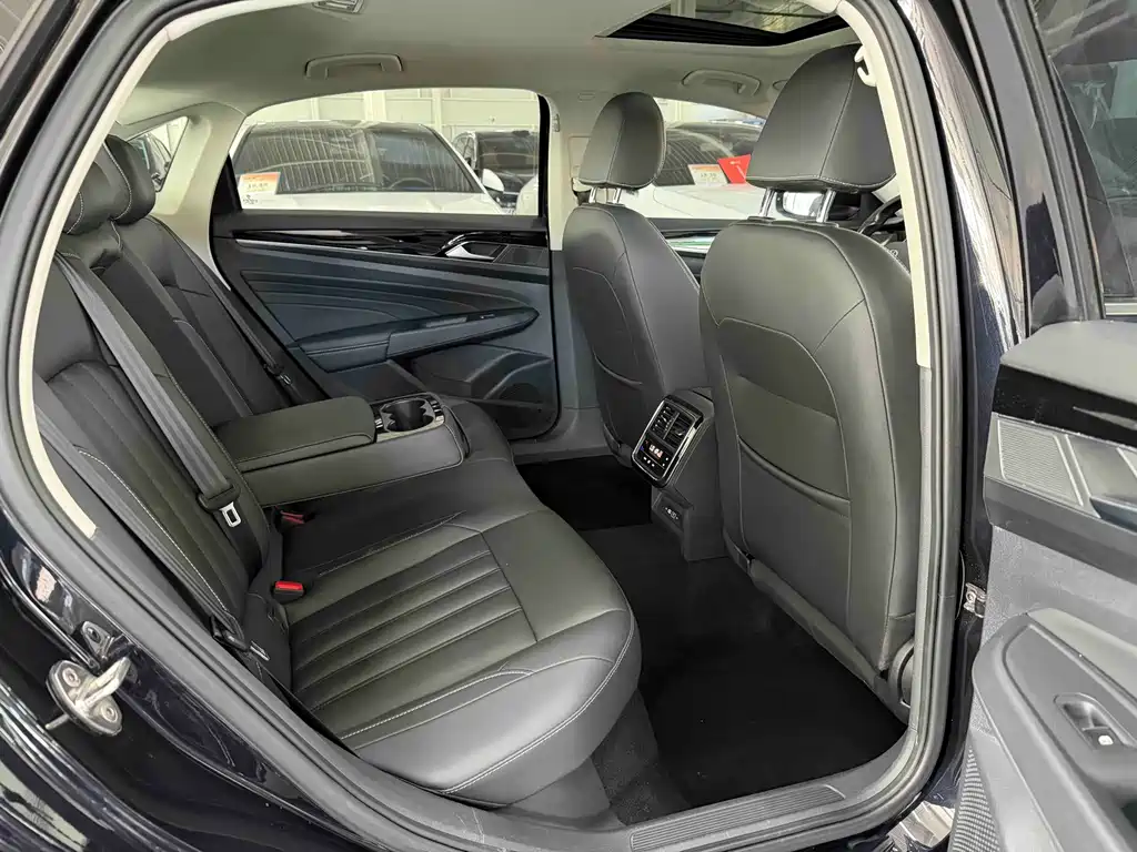 Passat 2022 280TSI Elite Edition купить на сайте DeffCars
