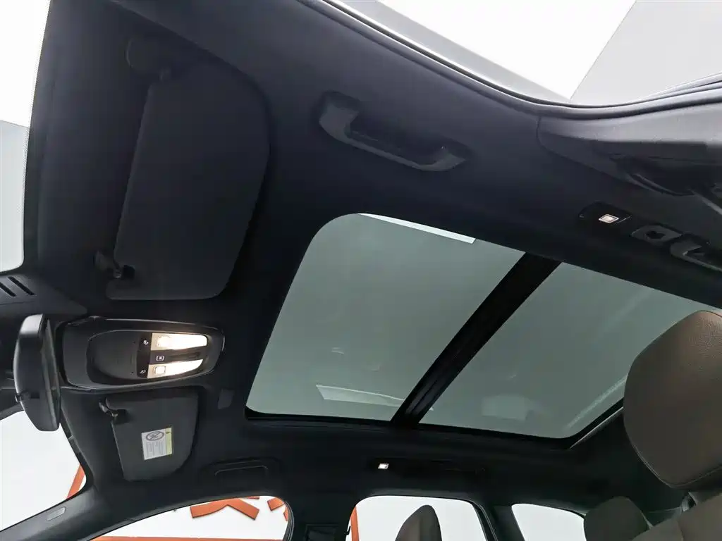 Volvo XC60 2023 B5 four-wheel drive Zhiyi Luxury Edition купить на сайте DeffCars