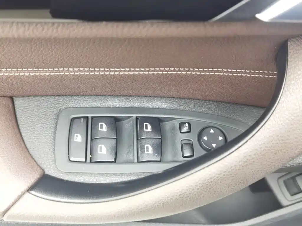 BMW X1 2020 sDrive20Li Fashion Model купить на сайте DeffCars