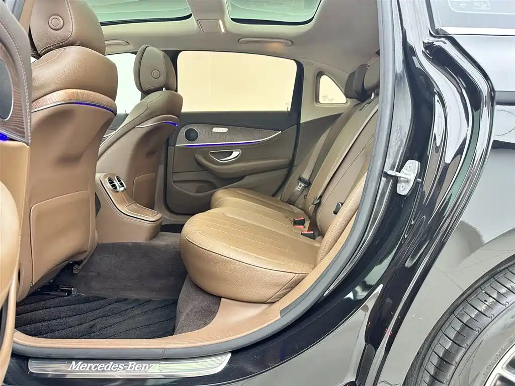 Mercedes-Benz E-Class 2021 E 260 L купить на сайте DeffCars