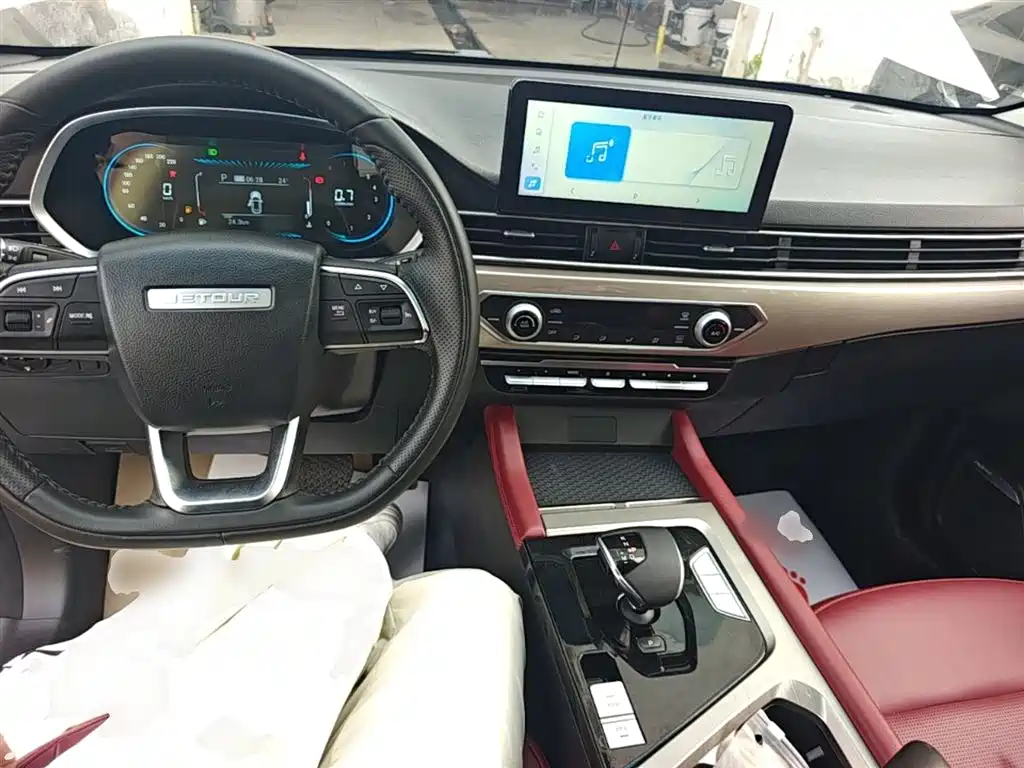 Jietu X70 2025 model 1.5T DCT surpasses PRO 5-seater купить на сайте DeffCars