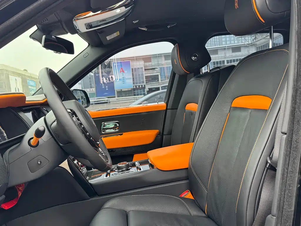 Cullinan 2020 Black Badge купить на сайте DeffCars