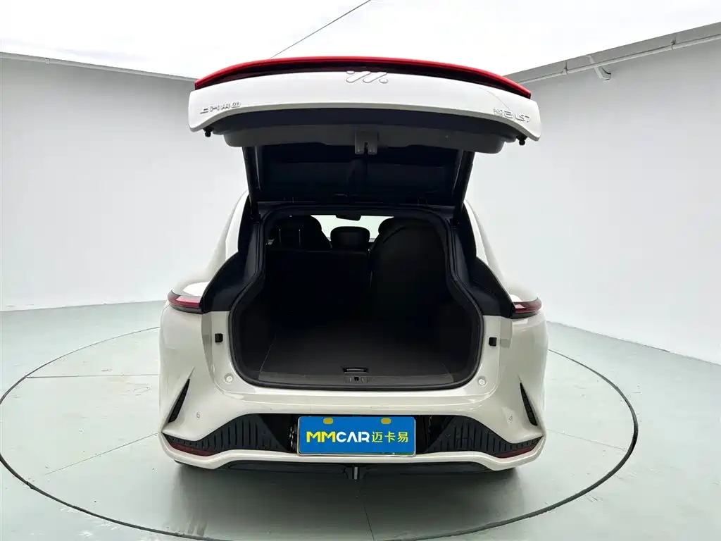 Zhiji LS7 2023 90kWh Elite rear-wheel drive version купить на сайте DeffCars