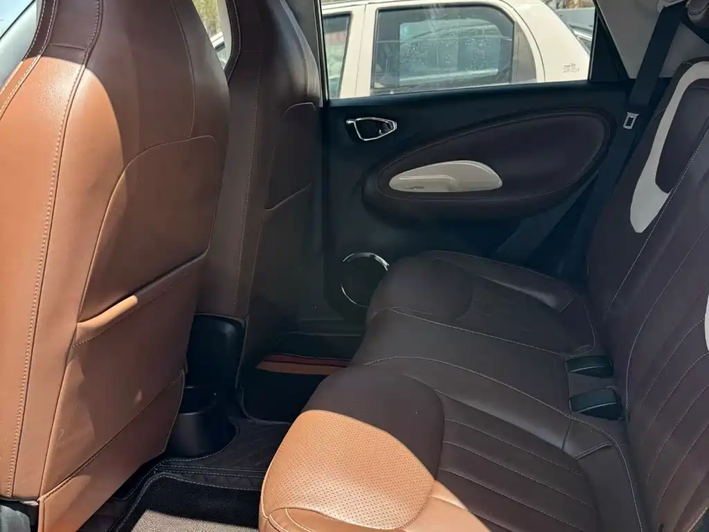 Wuling Bingo 2025 model 333km Lingxi Internet model купить на сайте DeffCars