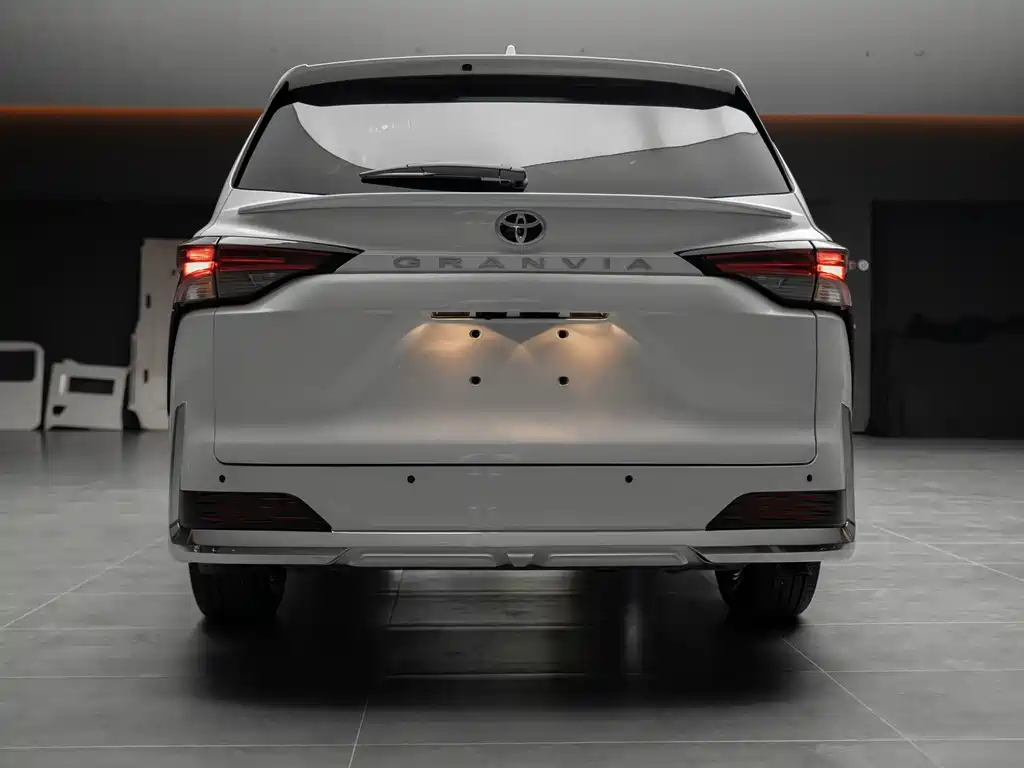 SIENNA 2024 2.5L Hybrid Comfort Edition купить на сайте DeffCars