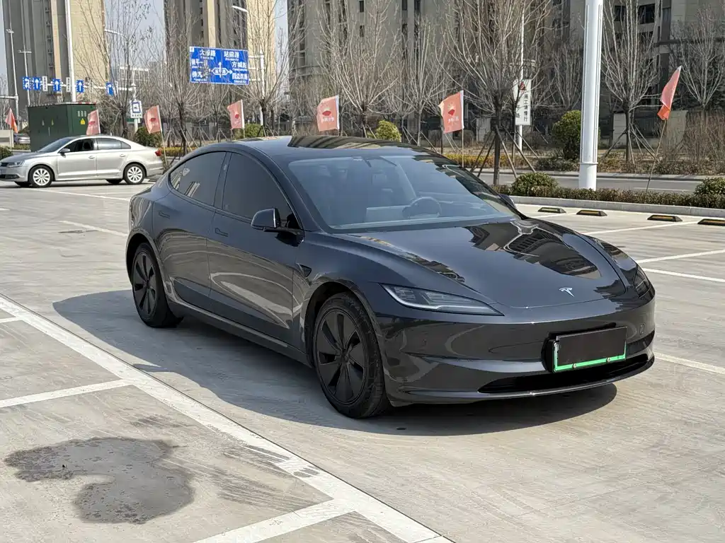 Model 3 2023 long-range all-wheel drive version купить на сайте DeffCars