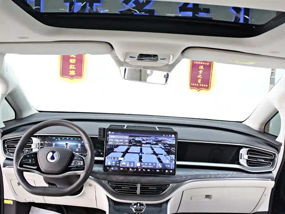 Denza D9 2024 DM-i 970 luxury model купить на сайте DeffCars