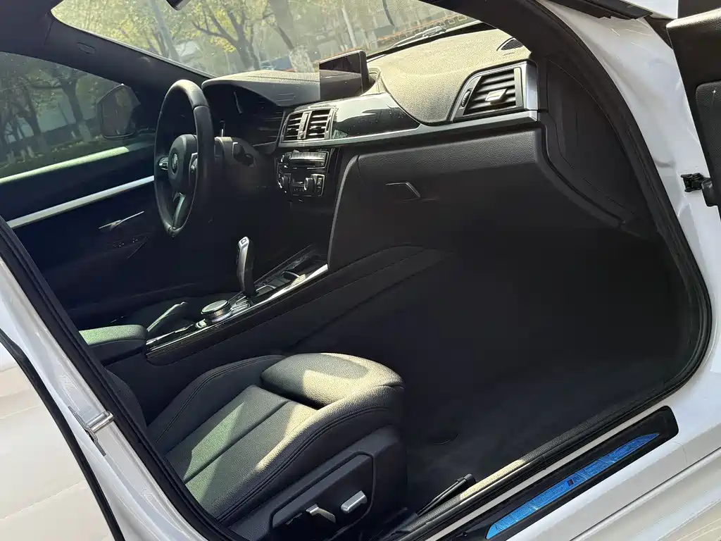 BMW 3 Series GT 2019 320i M Sports купить на сайте DeffCars