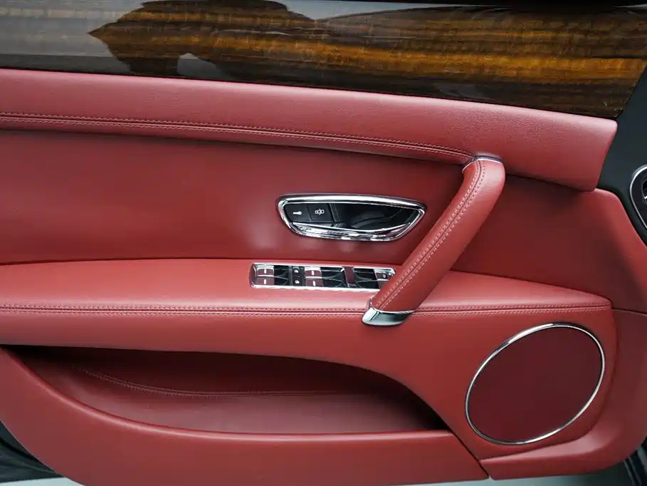 Flying Spur 2016 4.0T V8 Standard Edition купить на сайте DeffCars