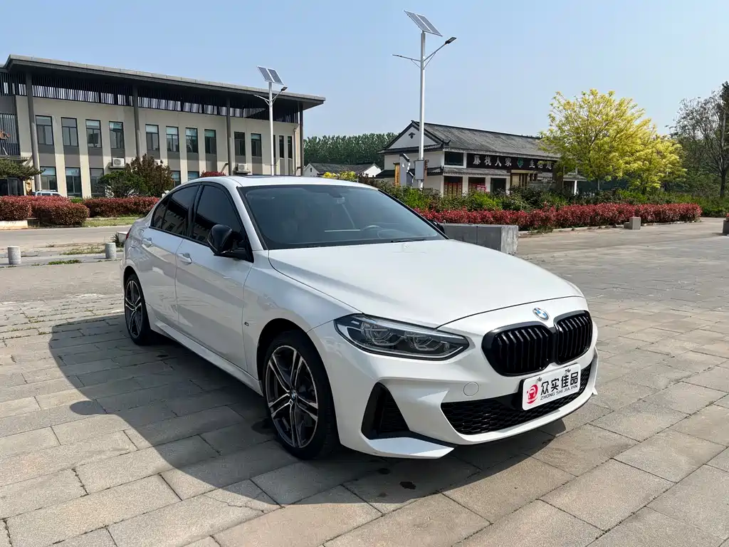 BMW 1 Series 2022 125i M Sports Night Edition купить на сайте DeffCars