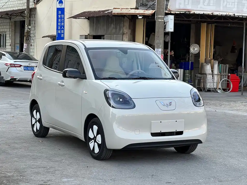 Hongguang MINIEV 2025 fourth generation four-door version advanced model купить на сайте DeffCars
