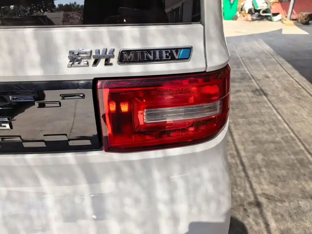 Hongguang MINIEV 2022 free model ternary lithium купить на сайте DeffCars