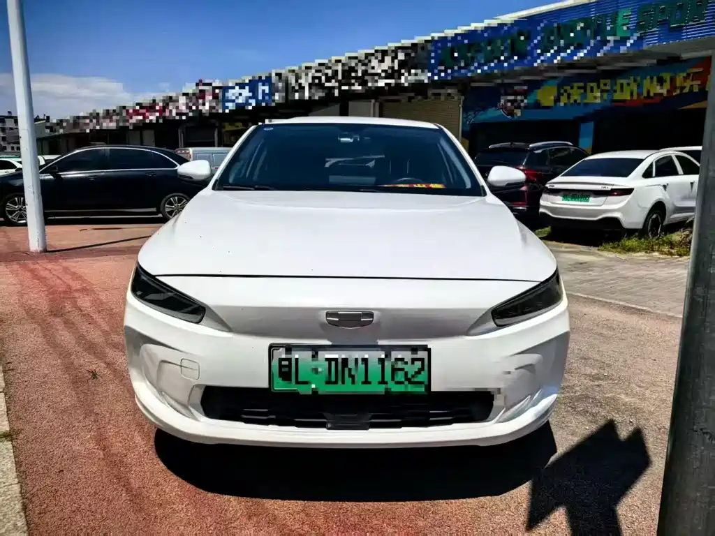 Geely Geometry A 2024 410KM travel version купить на сайте DeffCars