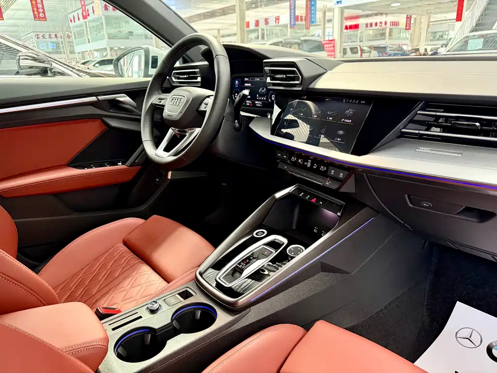 Audi A3 2025 A3L Limousine 35TFSI Flying Spur Exclusive купить на сайте DeffCars