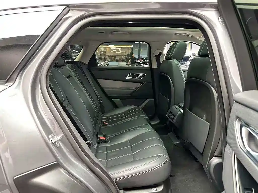 Range Rover Velar 2019 250PS R-DYNAMIC S купить на сайте DeffCars