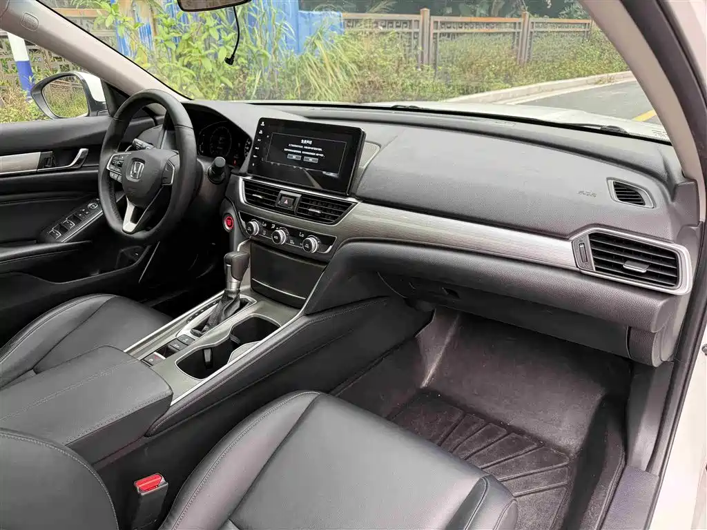 Accord 2022 260TURBO Deluxe Edition купить на сайте DeffCars