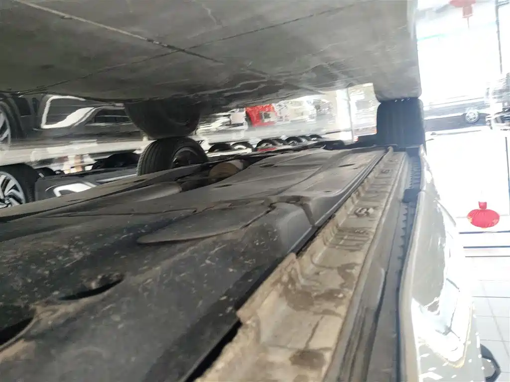 Tiguan L 2022 330TSI automatic two-wheel drive R-Line version купить на сайте DeffCars