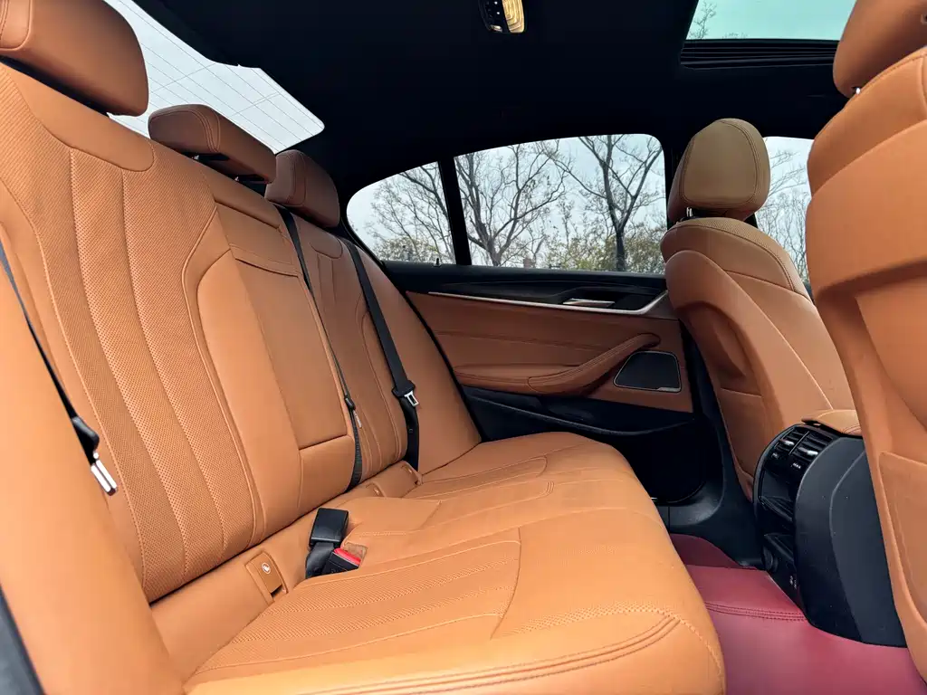 BMW 5 Series Imported 2021 530i M Sports Package купить на сайте DeffCars