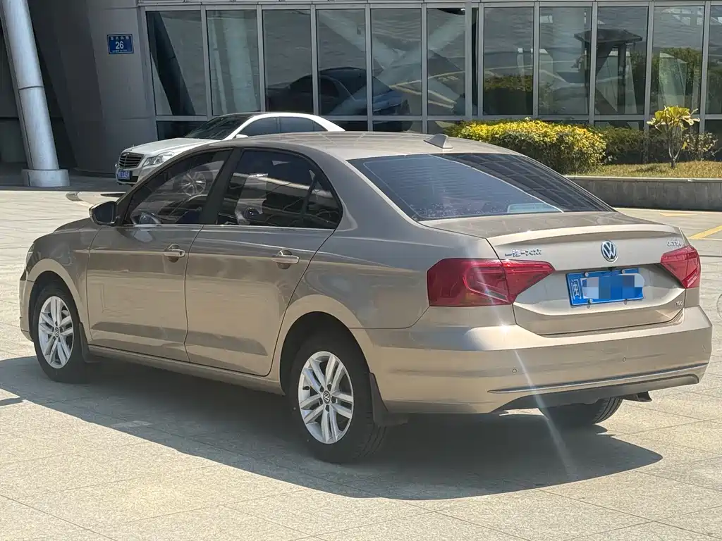 Jetta 2017 1.5L automatic comfort model купить на сайте DeffCars