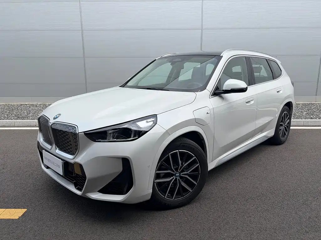 BMW iX1 2025 eDrive25L M Sports Package купить на сайте DeffCars